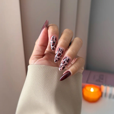 Yoshi Lakier Hybrydowy 502 Les Troubles UV LED 6 ml