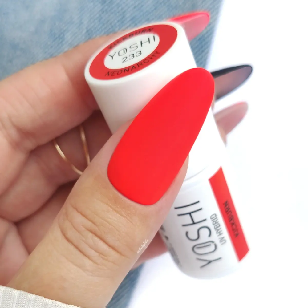 Yoshi Lakier Hybrydowy 233 Kickburn 6 ml